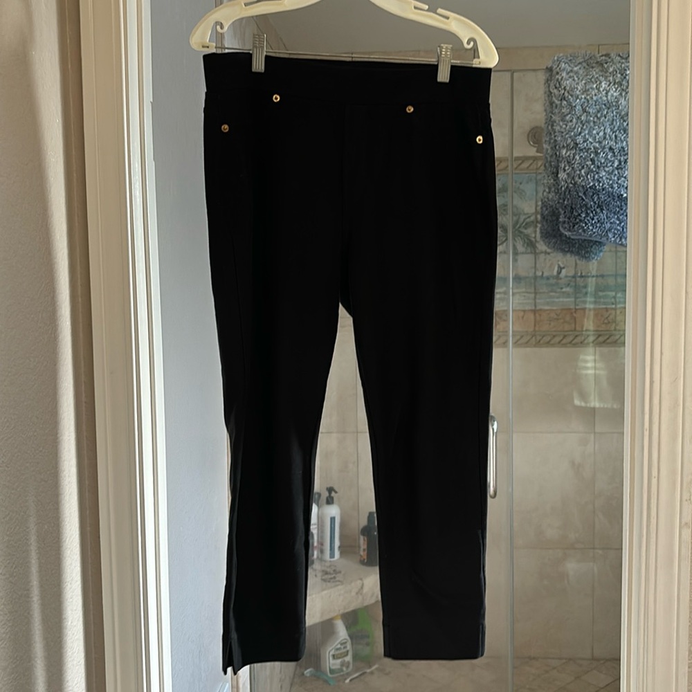 Michael Kors size large black stretchy cropped pants